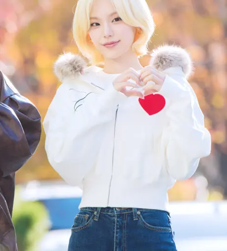 Image 23659242 from Yeji - ITZY (예지, Hwang Ye-ji)