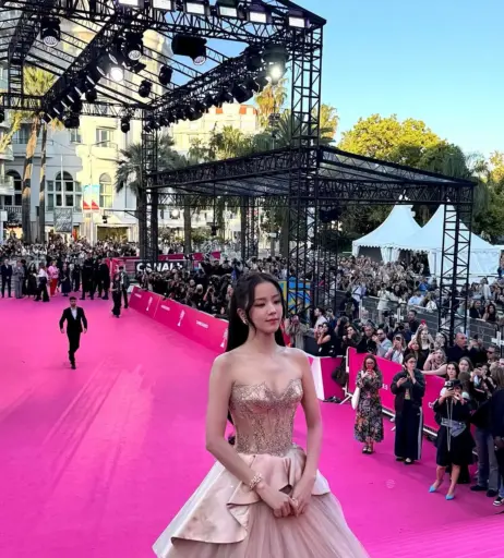 Image 23661811 from Jisoo  || - BLΛƆKPIИK ( BLACKPINK )