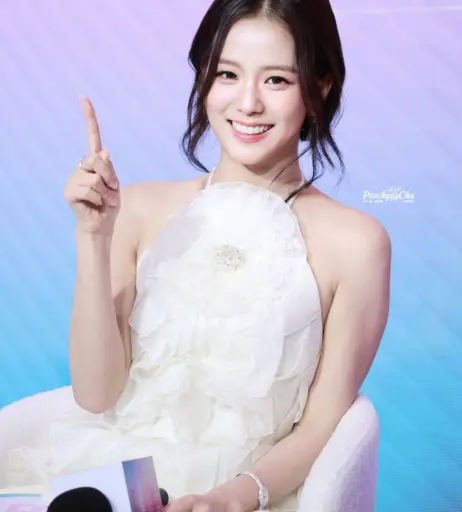 Image 23661564 from Jisoo  || - BLΛƆKPIИK ( BLACKPINK )