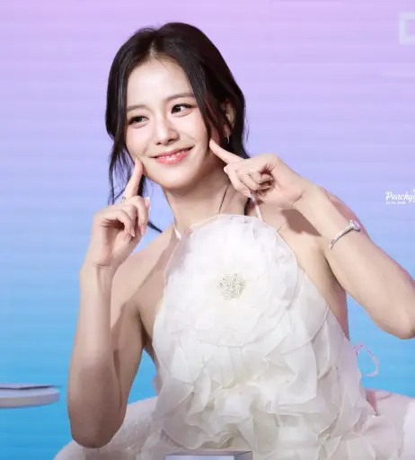 Image 23661557 from Jisoo  || - BLΛƆKPIИK ( BLACKPINK )