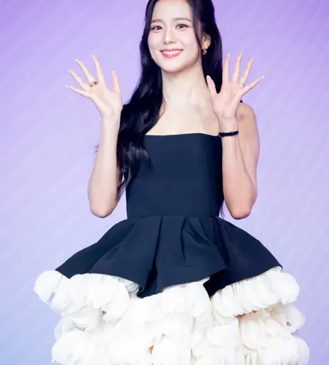 Image 23661472 from Jisoo  || - BLΛƆKPIИK ( BLACKPINK )