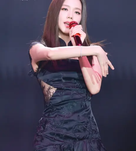 Image 23661199 from Jisoo  || - BLΛƆKPIИK ( BLACKPINK )