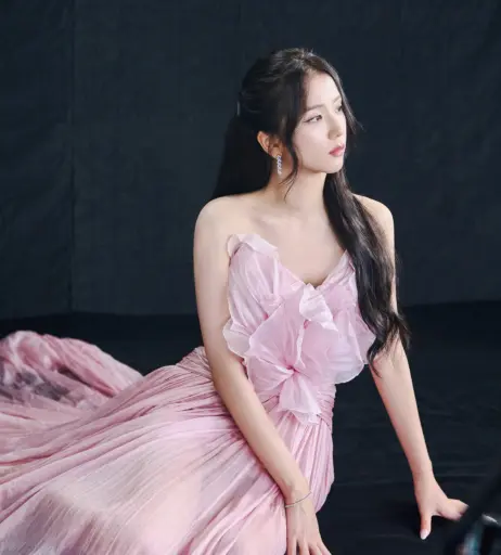 Image 23660823 from Jisoo  || - BLΛƆKPIИK ( BLACKPINK )