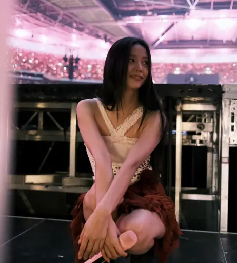 Image 23660875 from Jisoo  || - BLΛƆKPIИK ( BLACKPINK )