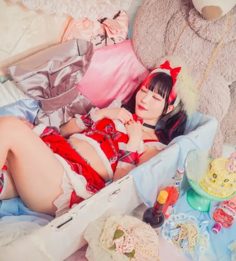 Image 23694375 from Maki Itoh
