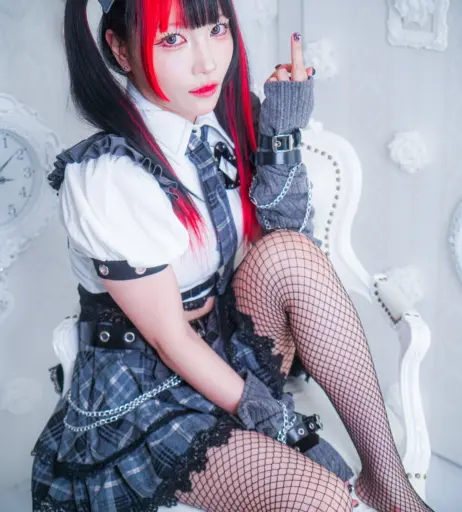 Image 23694286 from Maki Itoh