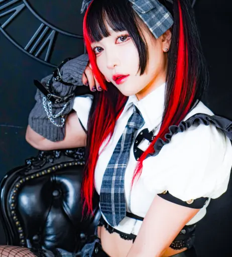 Image 23694289 from Maki Itoh