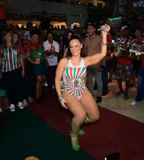 Image 23691286 from Paolla Oliveira