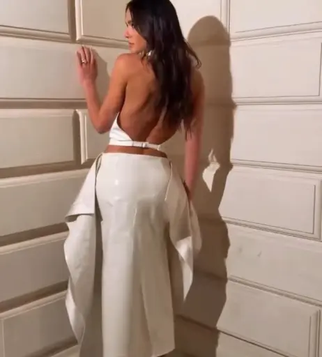 Image 23690848 from Bruna Marquezine