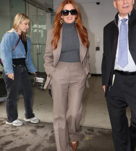 Image 23685168 from Isla Fisher
