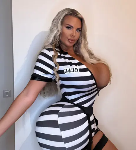 Image 23681310 from Victorialilyx
