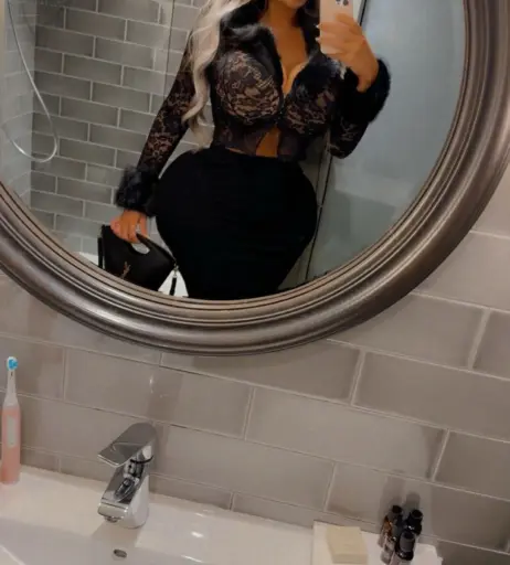 Image 23681337 from Victorialilyx