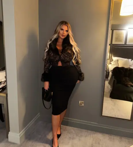 Image 23681342 from Victorialilyx