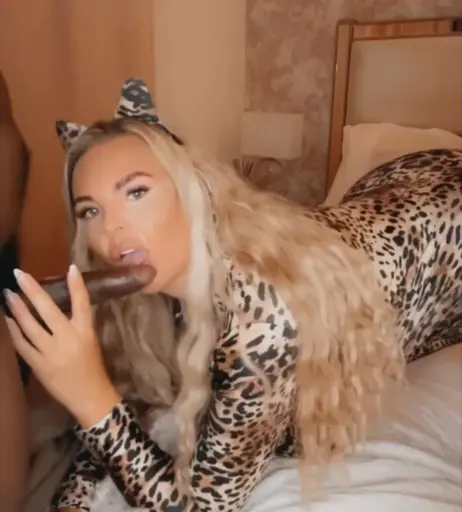 Image 23681287 from Victorialilyx