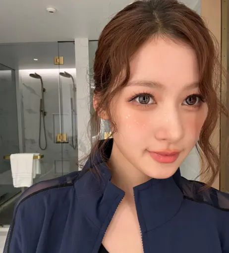 Image 23683401 from Minatozaki Sana (TWICE)