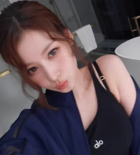 Image 23683404 from Minatozaki Sana (TWICE)