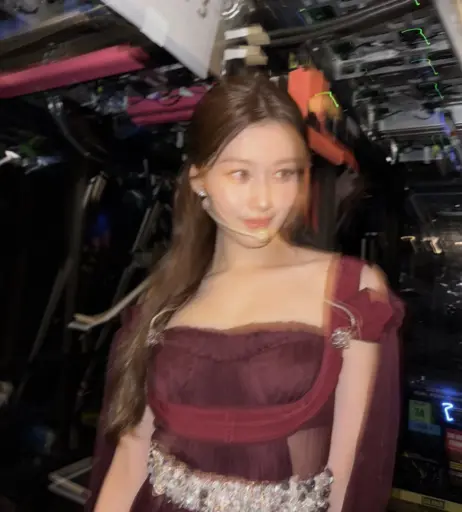Image 23683136 from Minatozaki Sana (TWICE)