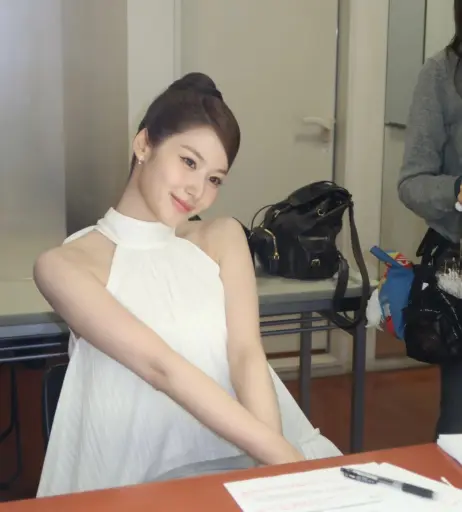 Image 23683335 from Minatozaki Sana (TWICE)
