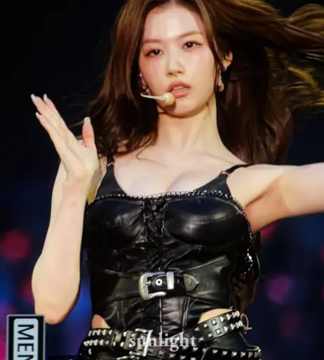 Image 23683283 from Minatozaki Sana (TWICE)