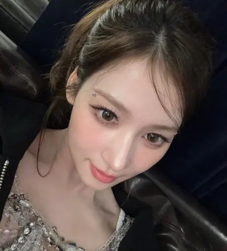 Image 23683235 from Minatozaki Sana (TWICE)