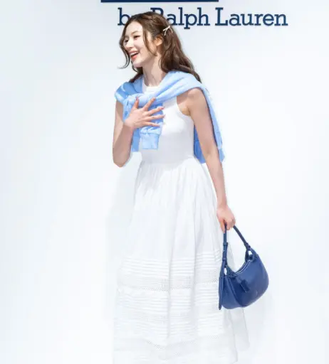 Image 23683267 from Minatozaki Sana (TWICE)