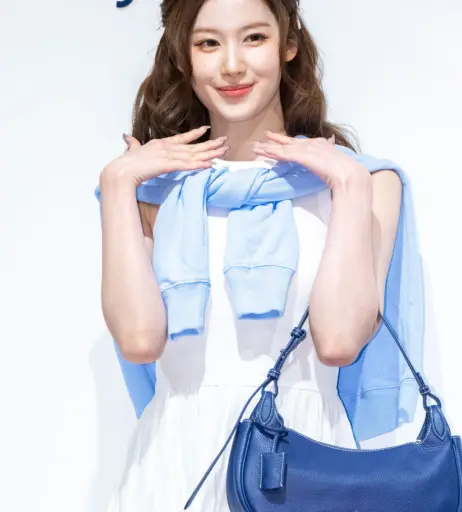 Image 23683249 from Minatozaki Sana (TWICE)