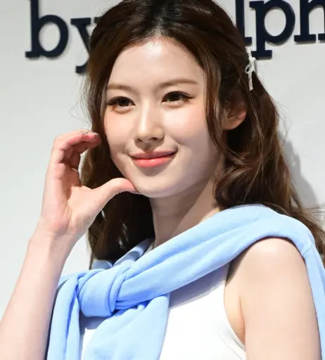 Image 23683278 from Minatozaki Sana (TWICE)