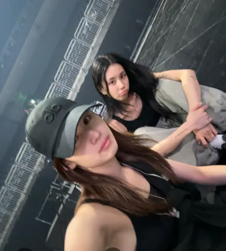 Image 23682993 from Minatozaki Sana (TWICE)
