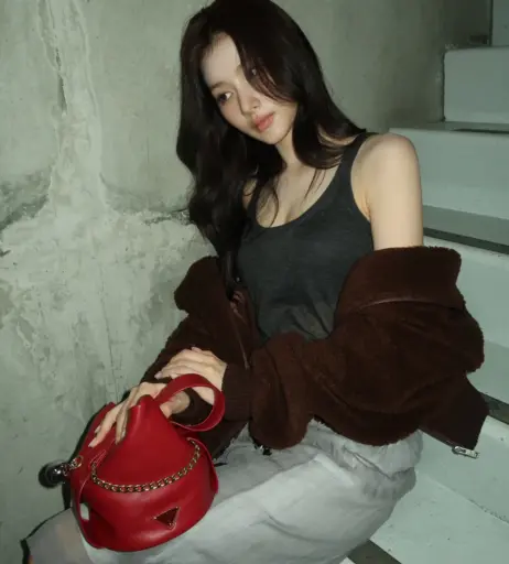 Image 23682985 from Minatozaki Sana (TWICE)