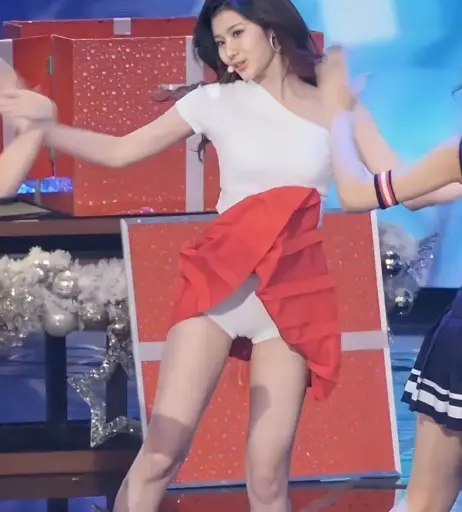 Image 23682944 from Minatozaki Sana (TWICE)