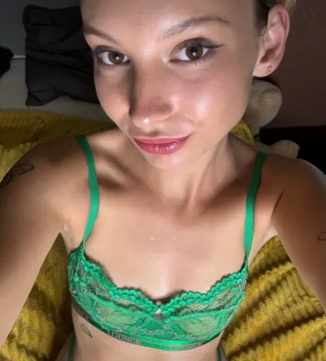 Image 2355871 from masseuse.katty