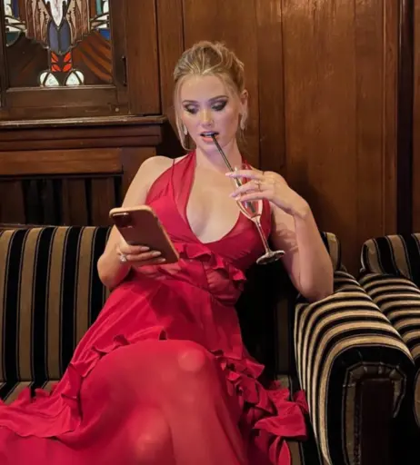 Image 23555517 from Virginia Gardner
