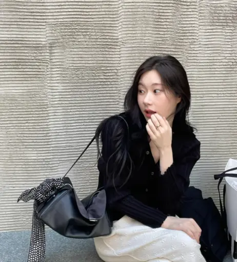 Image 23554524 from Chaeryeong - ITZY (채령)