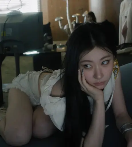 Image 23554401 from Chaeryeong - ITZY (채령)