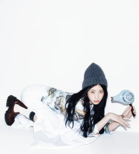 Image 23554409 from Chaeryeong - ITZY (채령)