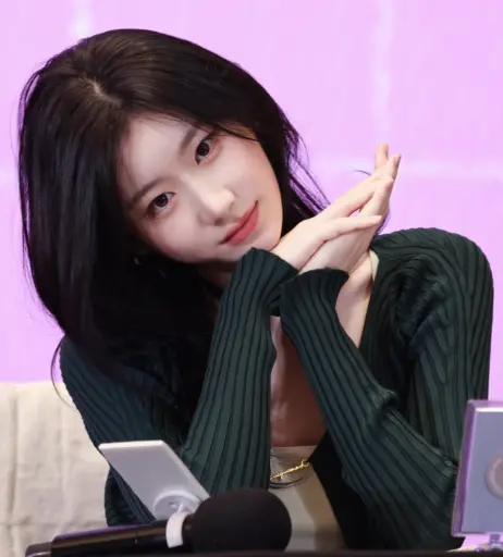 Image 23554432 from Chaeryeong - ITZY (채령)