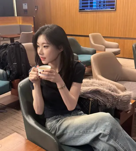 Image 23554430 from Chaeryeong - ITZY (채령)