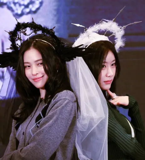 Image 23554439 from Chaeryeong - ITZY (채령)