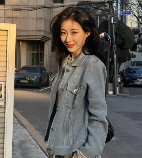 Image 23554446 from Chaeryeong - ITZY (채령)