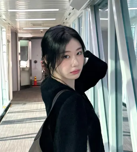 Image 23554300 from Chaeryeong - ITZY (채령)