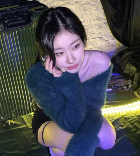 Image 23554304 from Chaeryeong - ITZY (채령)