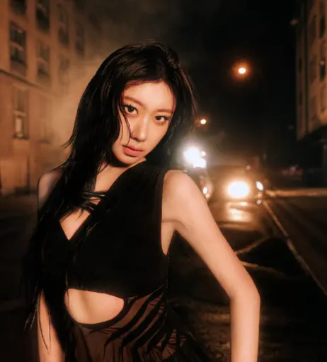 Image 23554362 from Chaeryeong - ITZY (채령)