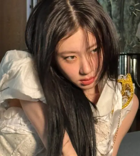 Image 23554364 from Chaeryeong - ITZY (채령)
