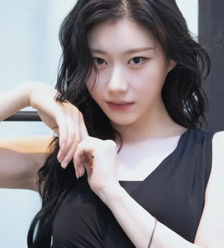Image 23554373 from Chaeryeong - ITZY (채령)