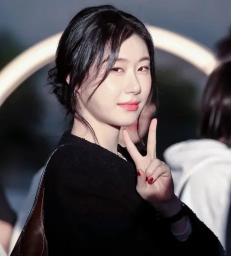Image 23554296 from Chaeryeong - ITZY (채령)