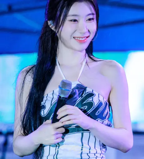 Image 23554283 from Chaeryeong - ITZY (채령)