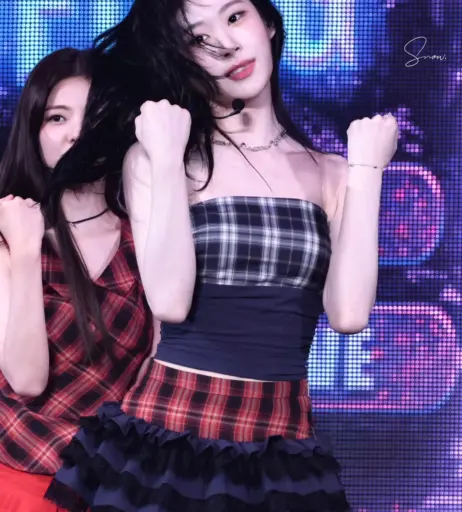 Image 23554251 from Chaeryeong - ITZY (채령)