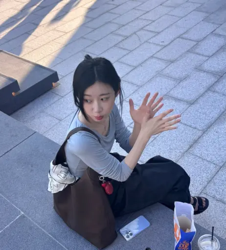 Image 23554257 from Chaeryeong - ITZY (채령)