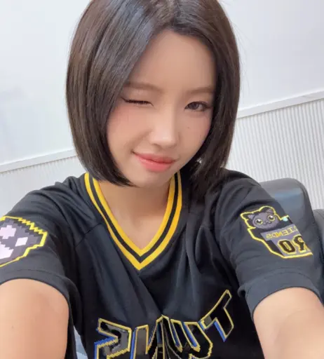 Image 23553904 from Soyeon / (G)I-IDLE / Kpop