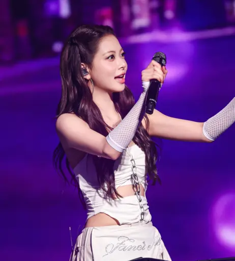 Image 23553130 from Hong Eunchae 홍은채 | LESSERAFIM